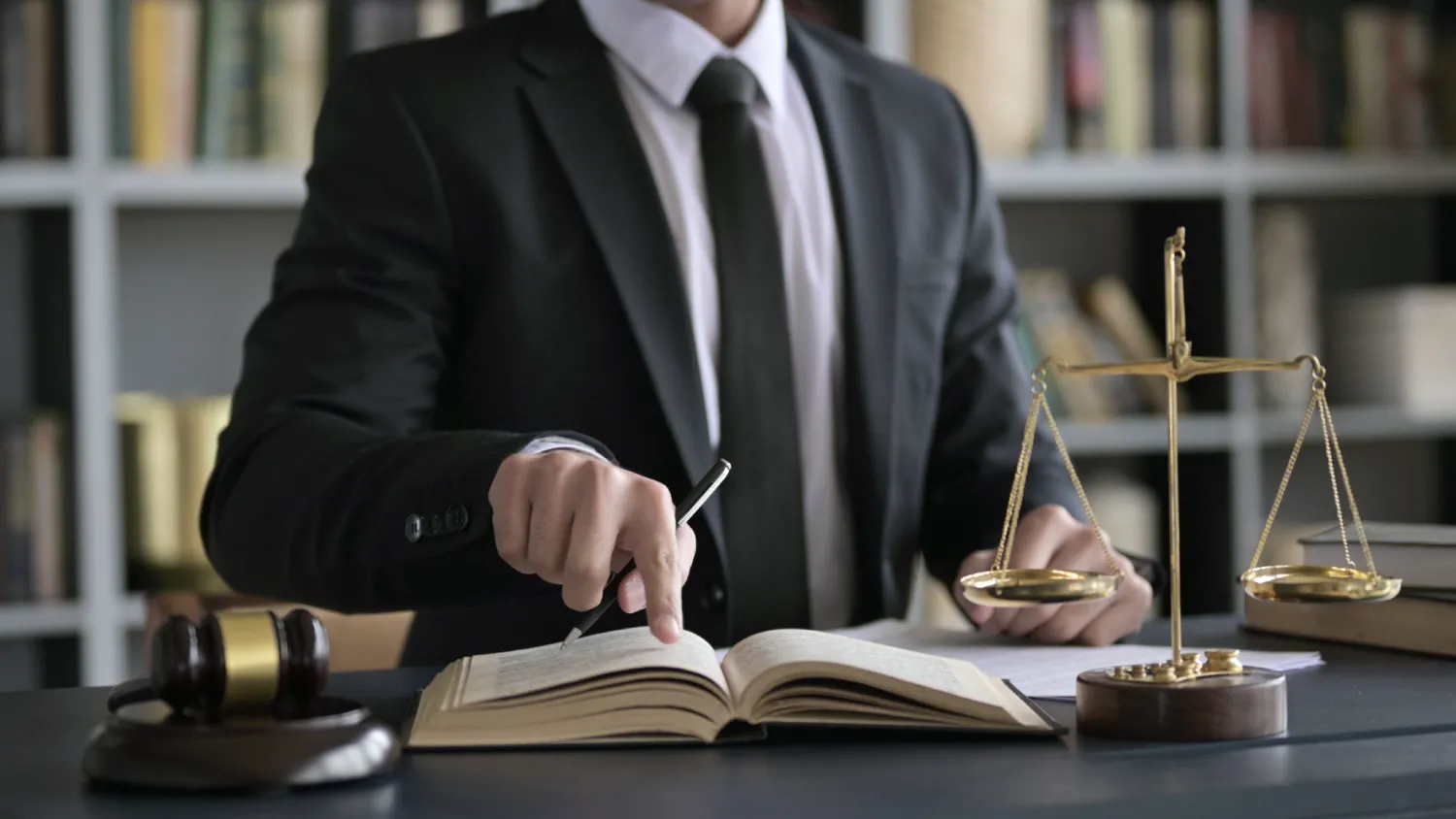 criminal defense attorney